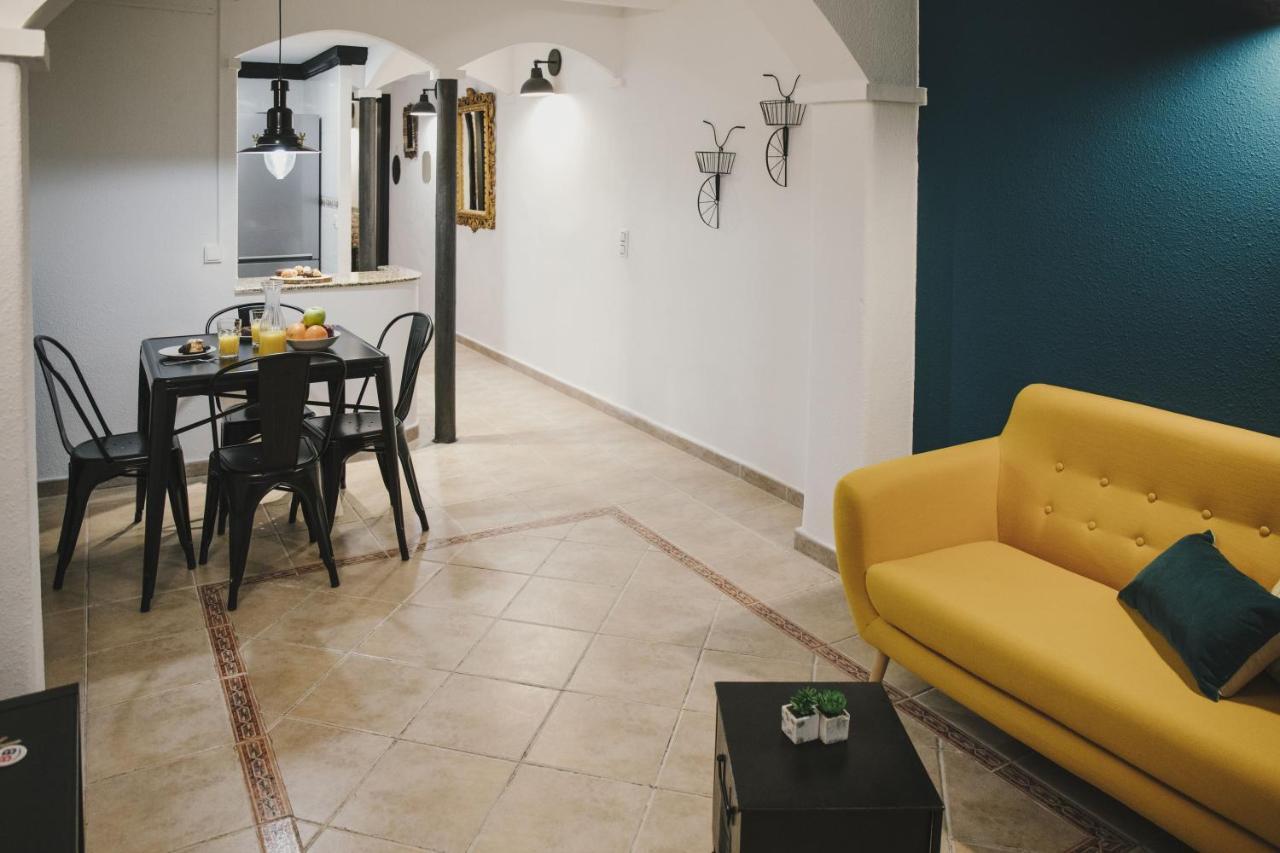 Bbarcelona Parallel Apartment Buitenkant foto